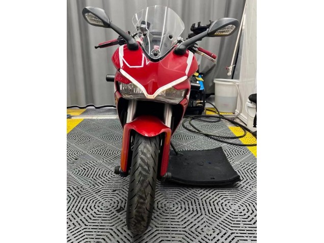 Carenados Moto Ducati Supersport 939/939S 2017-2022 - Rojo Blanco Negro
