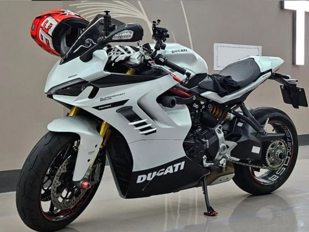 Carenados Moto Ducati 2021-2024 Ducati Supersport 950/950S 2021-2024 - Blanco Negro