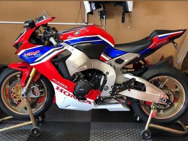 Carenados Moto Honda CBR1000RR 2017-2023 - Blanco Rojo Azul Negro HRC
