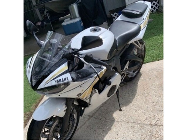 Carenados Moto Yamaha YZF R6S 2006-2009 - Blanco Oro