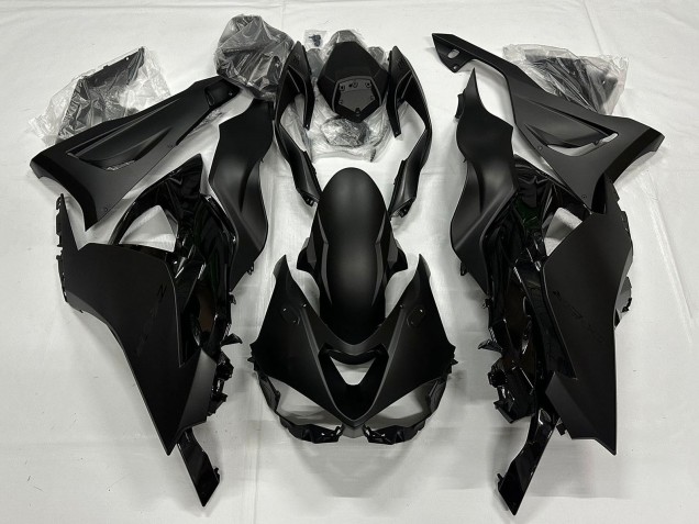 Carenados Moto Kawasaki ZX6R 2023-2025 - Negro Mate